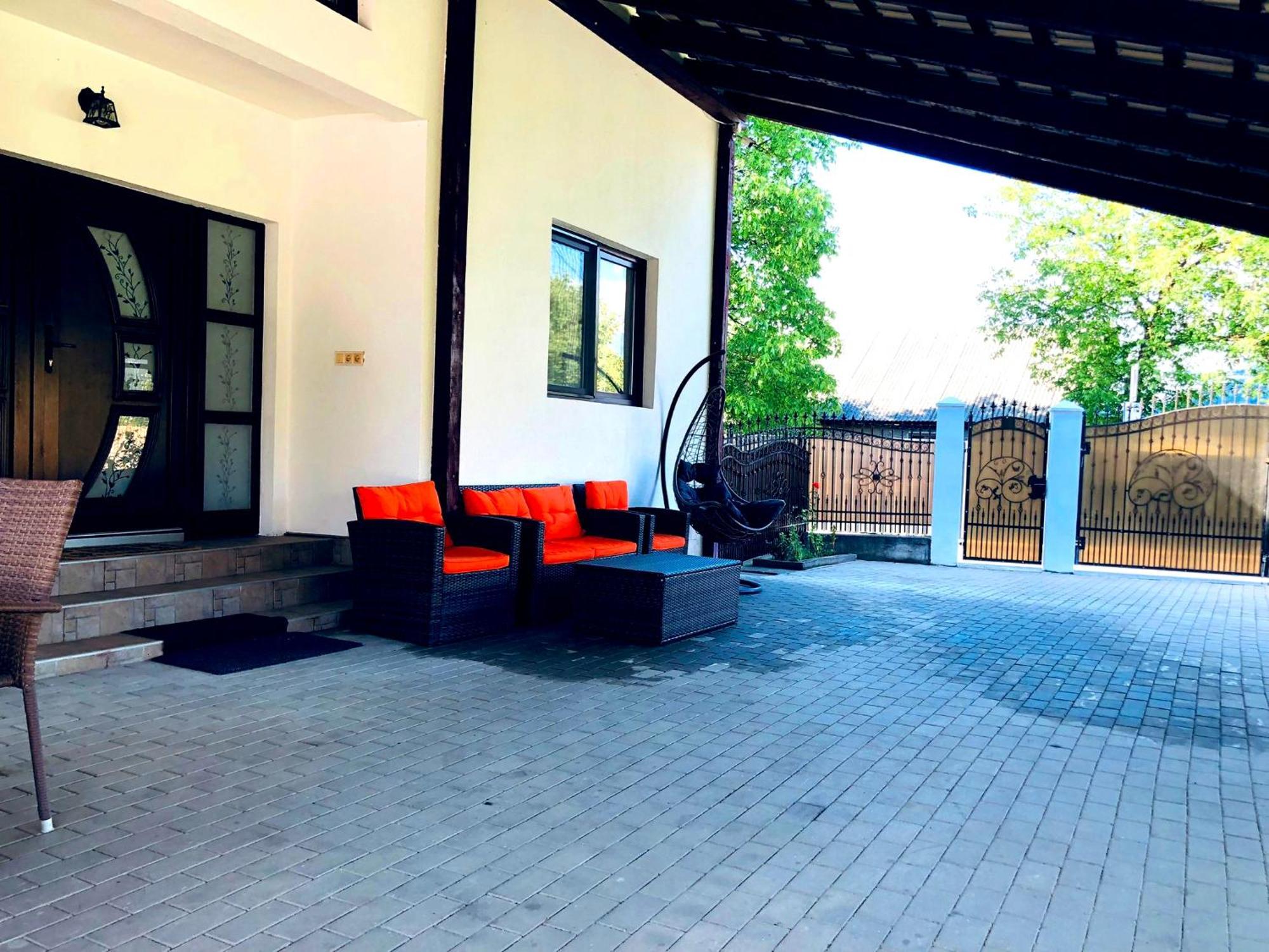 Отель Casa Paul Вишеу-де-Сус Экстерьер фото